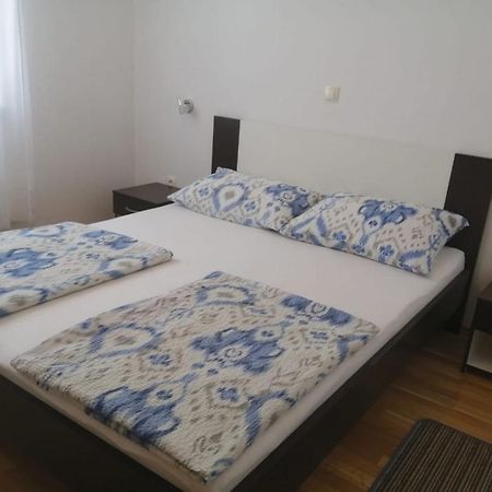 Apartments Ruzmarin Vrsi Kültér fotó