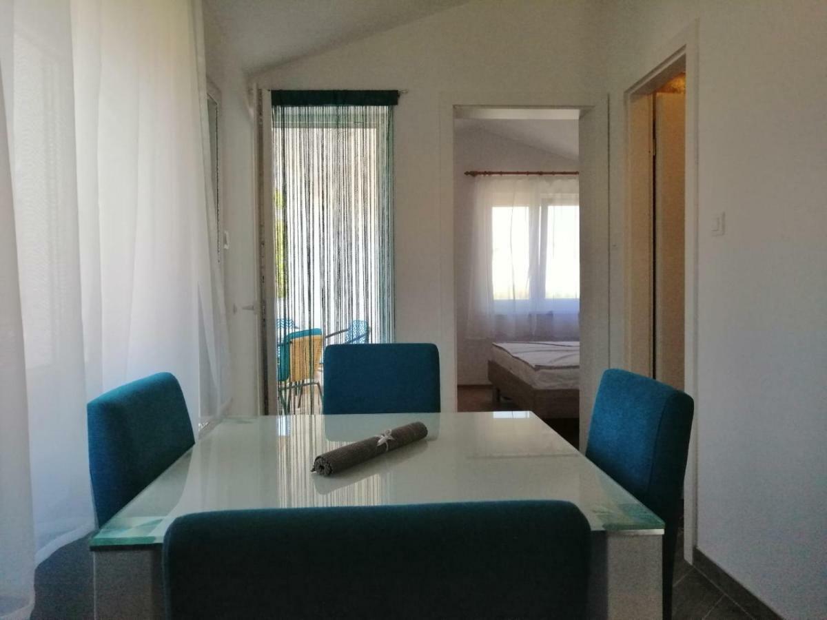 Apartments Ruzmarin Vrsi Kültér fotó