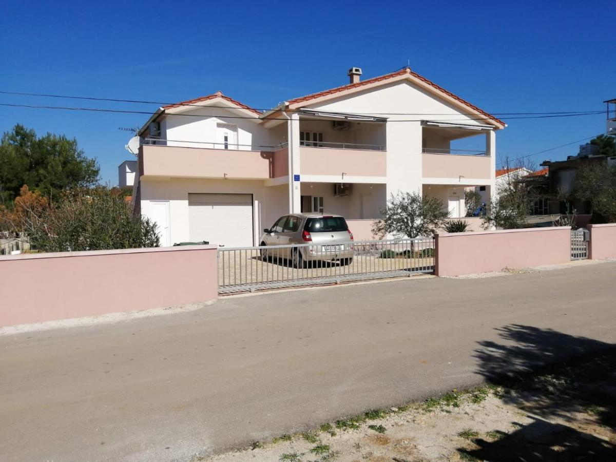 Apartments Ruzmarin Vrsi Kültér fotó